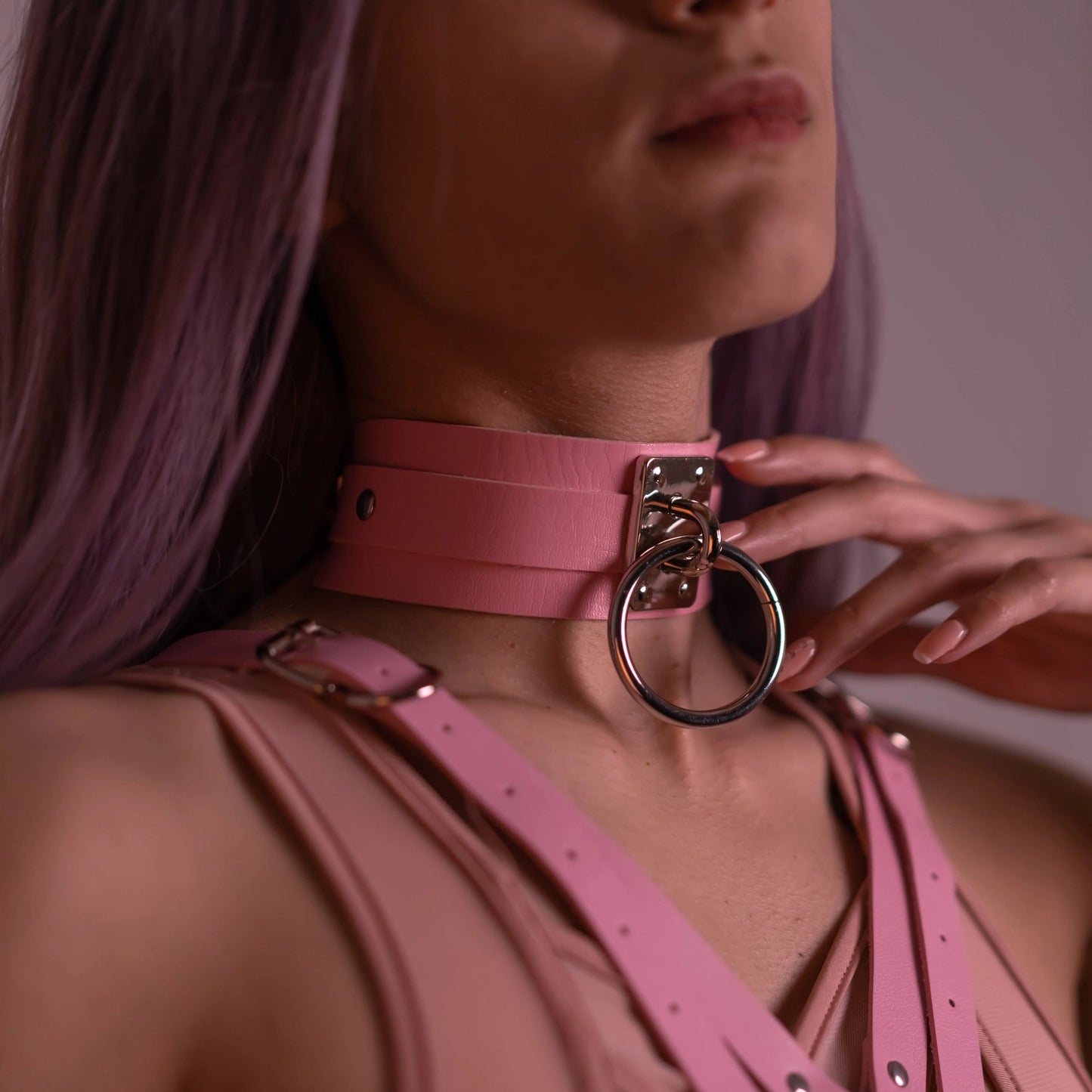 Roze Choker van Vegan Leer - LieLei