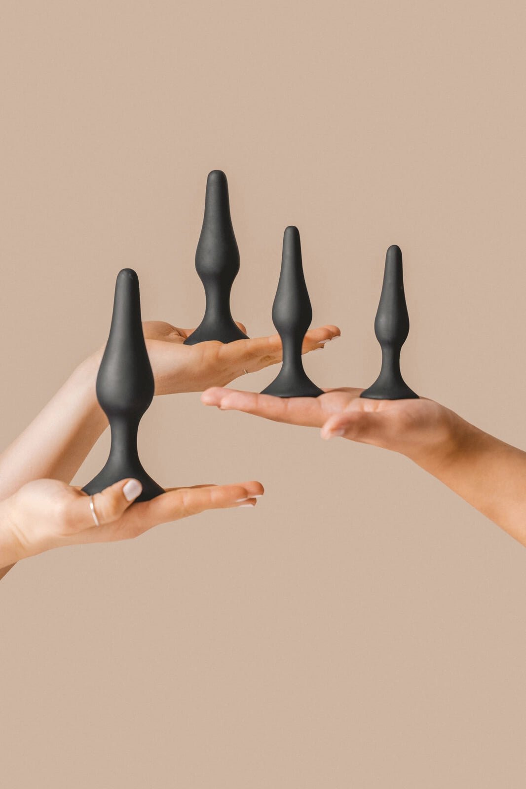 Set van 4 buttplugs met zuignap - LieLei